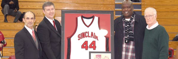 Former heavyweight champion visits Sinclair