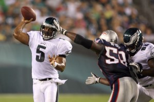 SPORTS FBN-PATRIOTS-EAGLES 5 PD Philadelphia Eagles quarterback Donovan McNabb finally has weapons at his disposal.