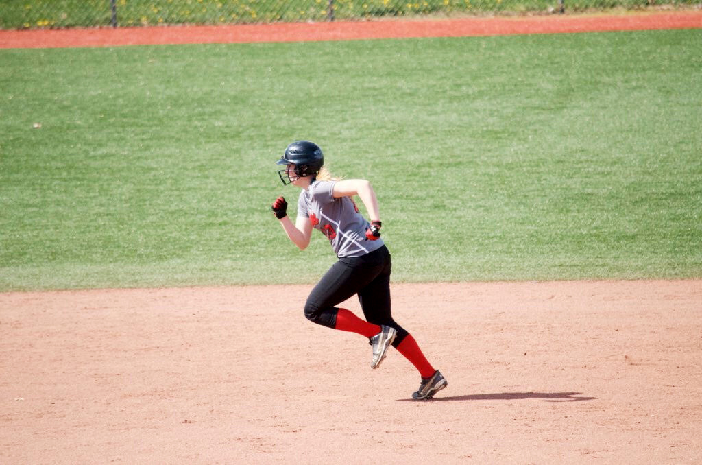 Softball(Claire)3 – The Clarion