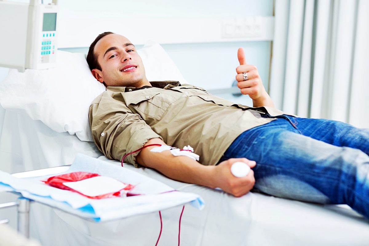 Gay_Men_Donating_Blood