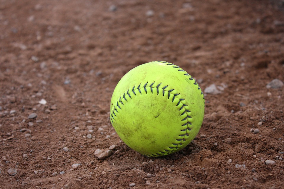 baseball-454557_960_720